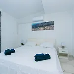 19 Διαμέρισμα *