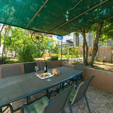 19 Apartment *